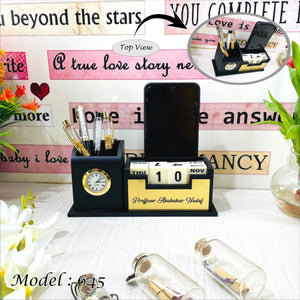 PERSONALISED DESK PEN STAND WITH CLOCK